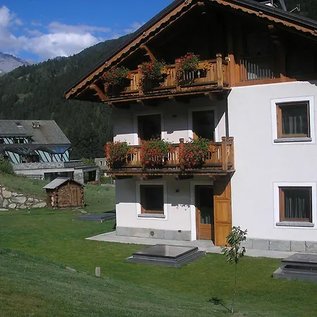 La Rugiada Appartement *